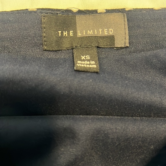 Skirt - Picture 2 of 2